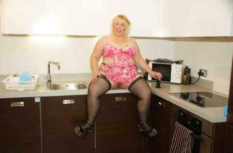 bbw lift and carry man sexy nudes img