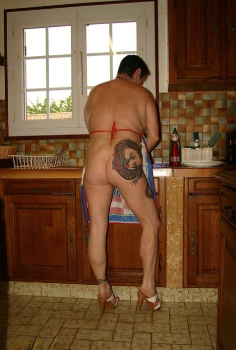 nice curvy body art porn photos