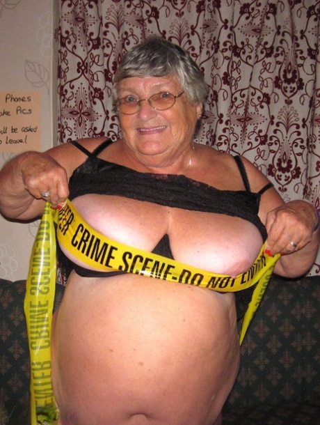 curvy babe in a sexy corset and stockings fucking hard art porn picture