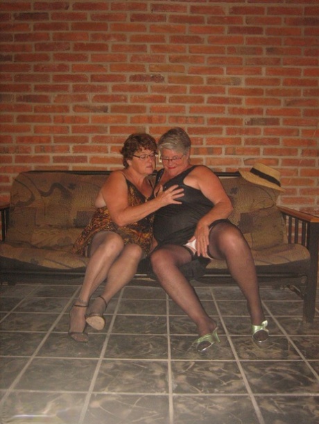 black bbw oil beautiful nude photos