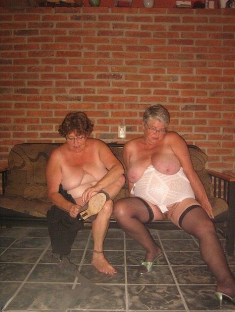 thick trany sexy naked pic