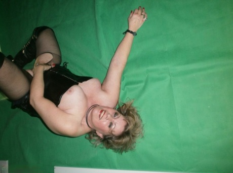 bbw belly tease naked picture
