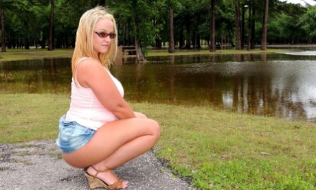 chubby girlfriend photos free galleries