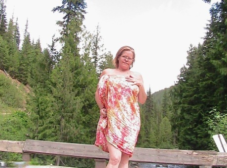 bbw girl pov top photo