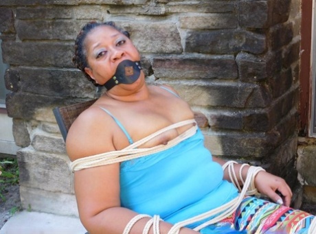 casting curvy thick maid best archive