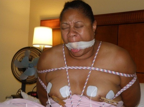 latina with a big booty gets dpd beautiful naked galleries