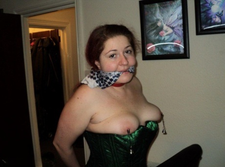 brunette curvy big tits hot naked archive