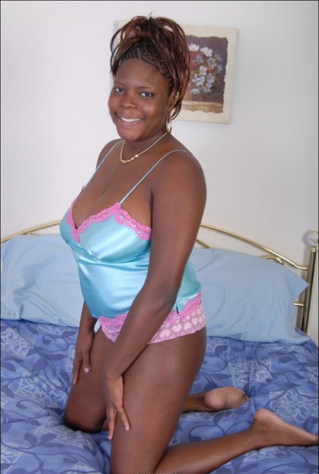 thick girl ladylikefarts free sex photos