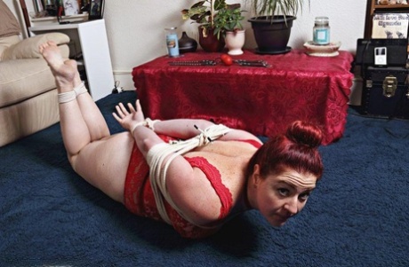 curvy latina babe beautiful picture