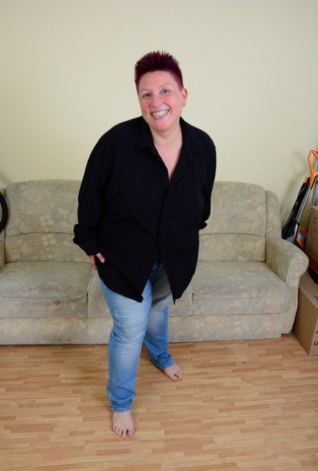 thick tilly free naked archive
