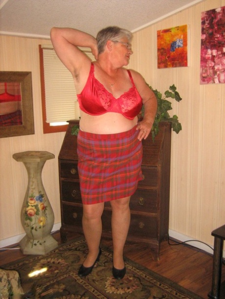 bbw gets her pussy pleased by a guy nudes img