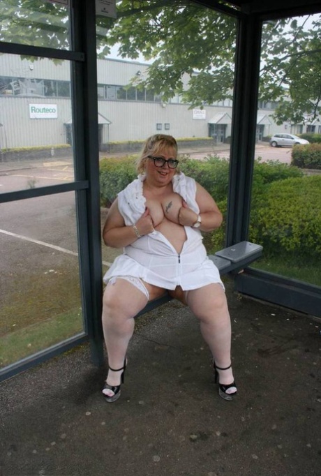 bbw downloads beautiful nude photos