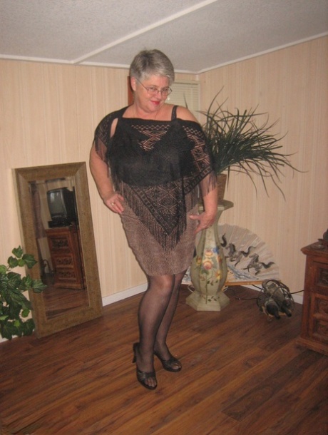 girlfriends fat mom hot sexy pictures