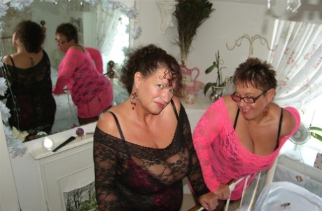 fat ass white mature perfect pic