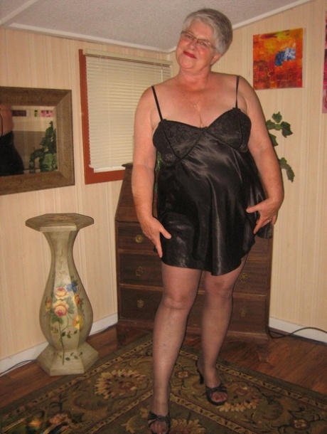 thick fantasy nude image