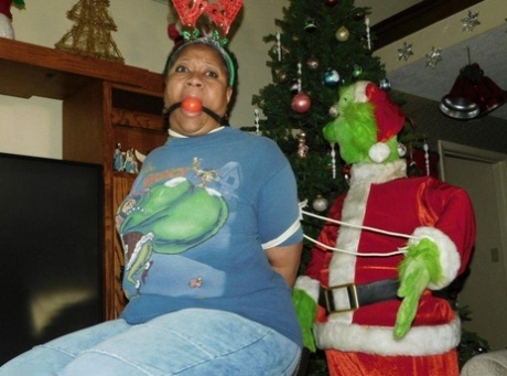 super thick colombian maid exclusive pic