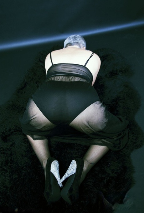 manuela thick art porn pics