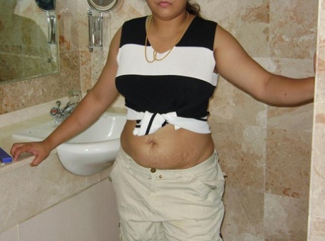 thick gothic girl exclusive pictures