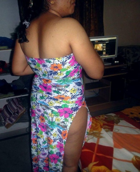 indian bbw shower pornographic pics