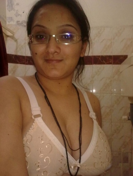 curvy flawless adult img