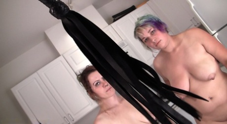 latina thick lesbians sexy xxx img