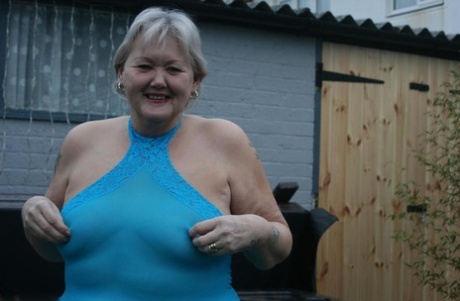 slightly plump mature women art naked gallery