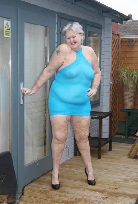 bbw huge squirt hot naked picture