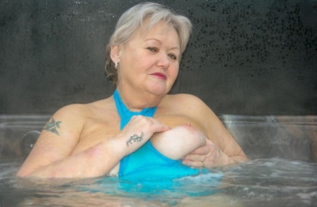 deutsche bbw reife hart gefickt nude picture
