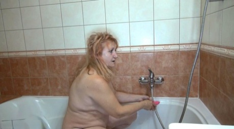 plump milf thigh high perfect pics