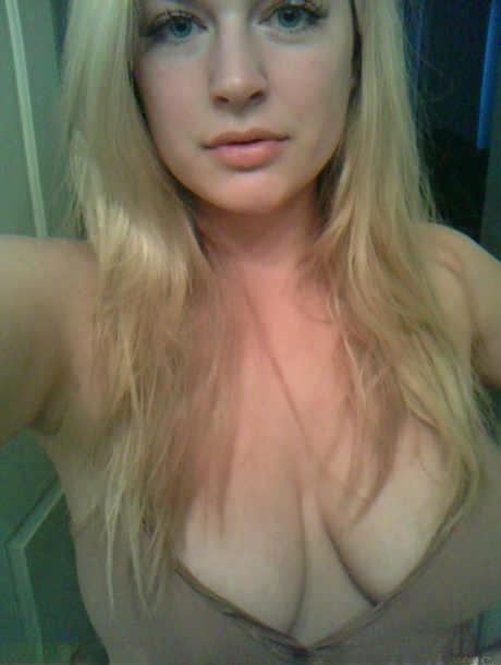 big ass in tight clothes sexy images