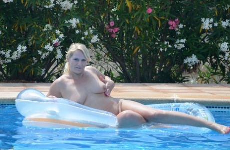 fat pussy grannies porn sexy img