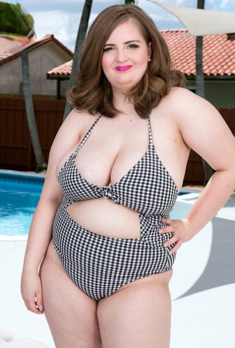 fat bbw solo nudes photos