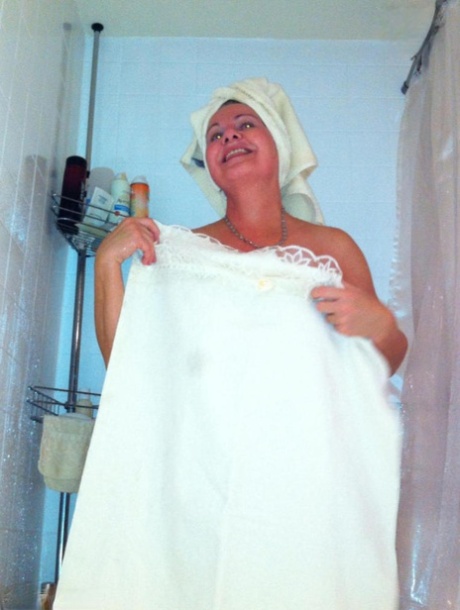 hot thick sister beautiful nude images
