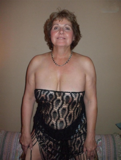 curvy nerdy dirty beautiful nude photo