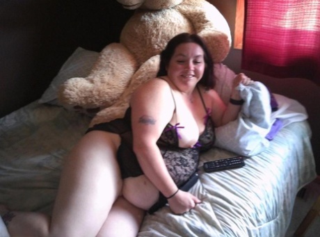thick mature casting beautiful images