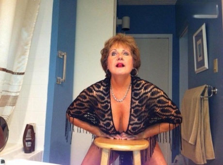 spying on bbw mom hot porn img