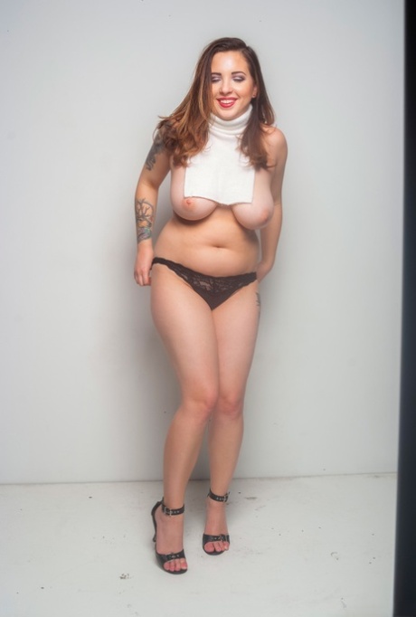 redhead bbw jouets sa chatte sur cam sexy image