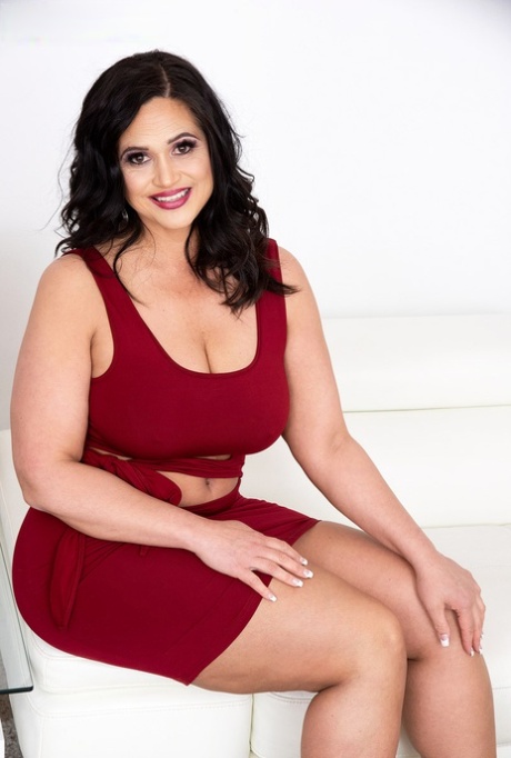 thick latina chola beautiful naked photo
