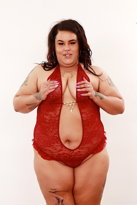 thick ride nude photo