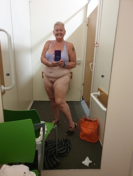 curvy blonde cheating erotic pictures