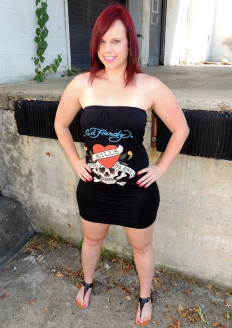 thick officers sexy pics