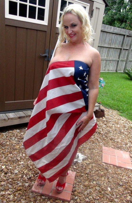 ssbbw queen pear mercedes bbw pretty img