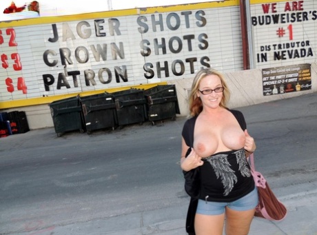 giant thick ass porno gallery