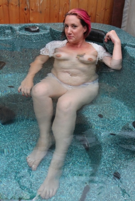 fat chubby latina hot naked picture