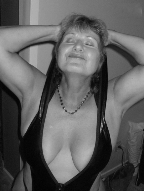 fat rods come into wet holes nice image