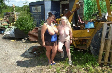 fat intruder free nude photos