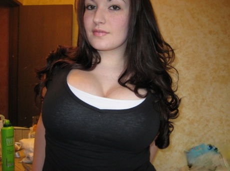 thick white girl using dildo hot porn image