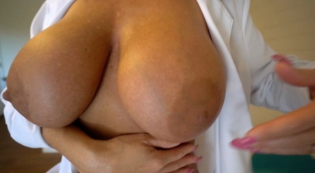 women love a fat penis hot sex photos