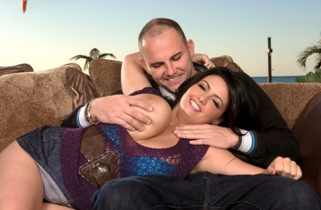 me fucking my chubby girlfriend hot img