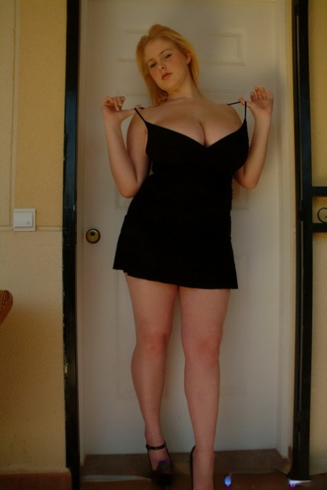 curvy black girl pov art naked pic